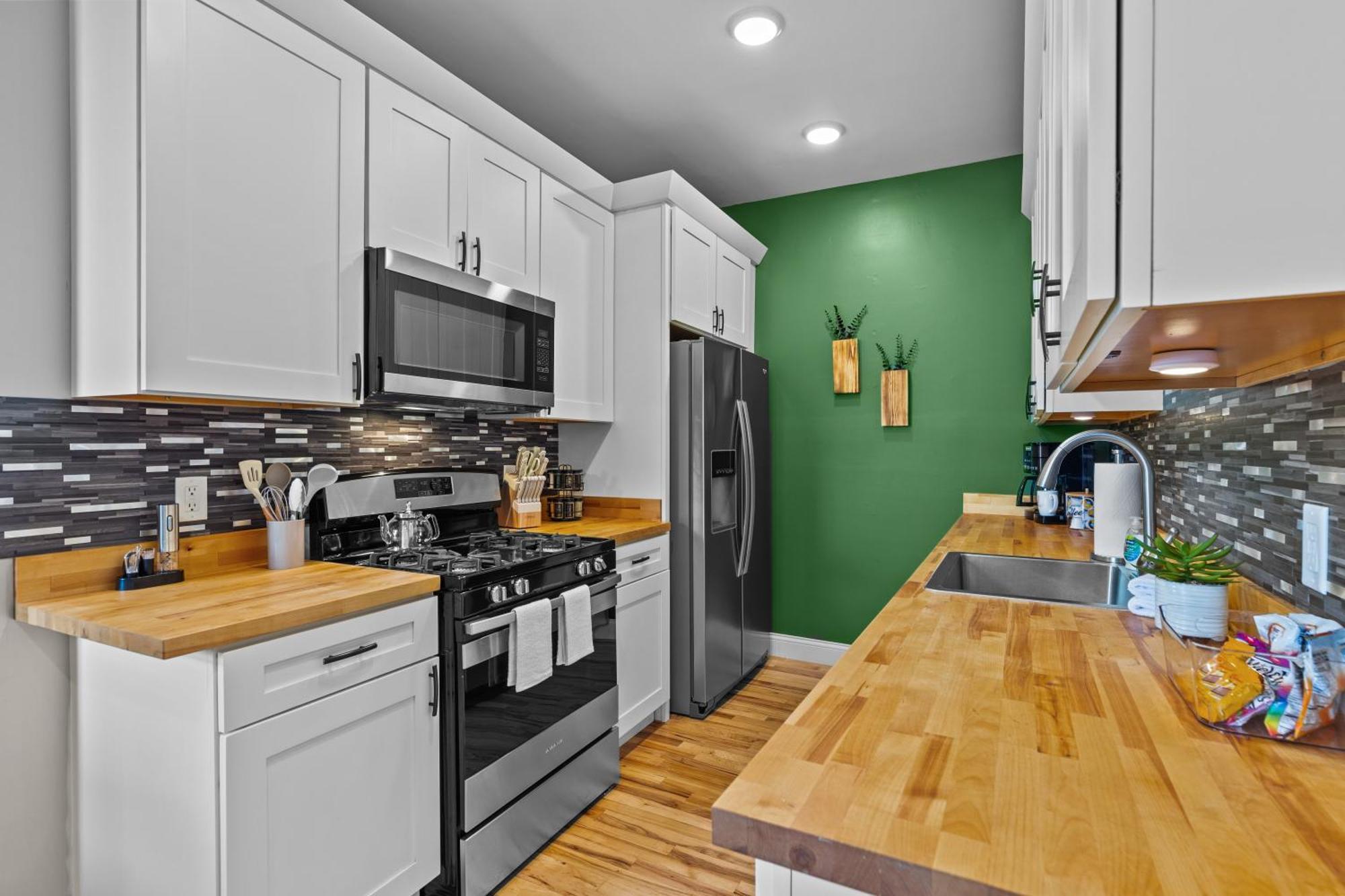 West End Whimsy | Jz Vacation Rentals Tower Grove Екстериор снимка