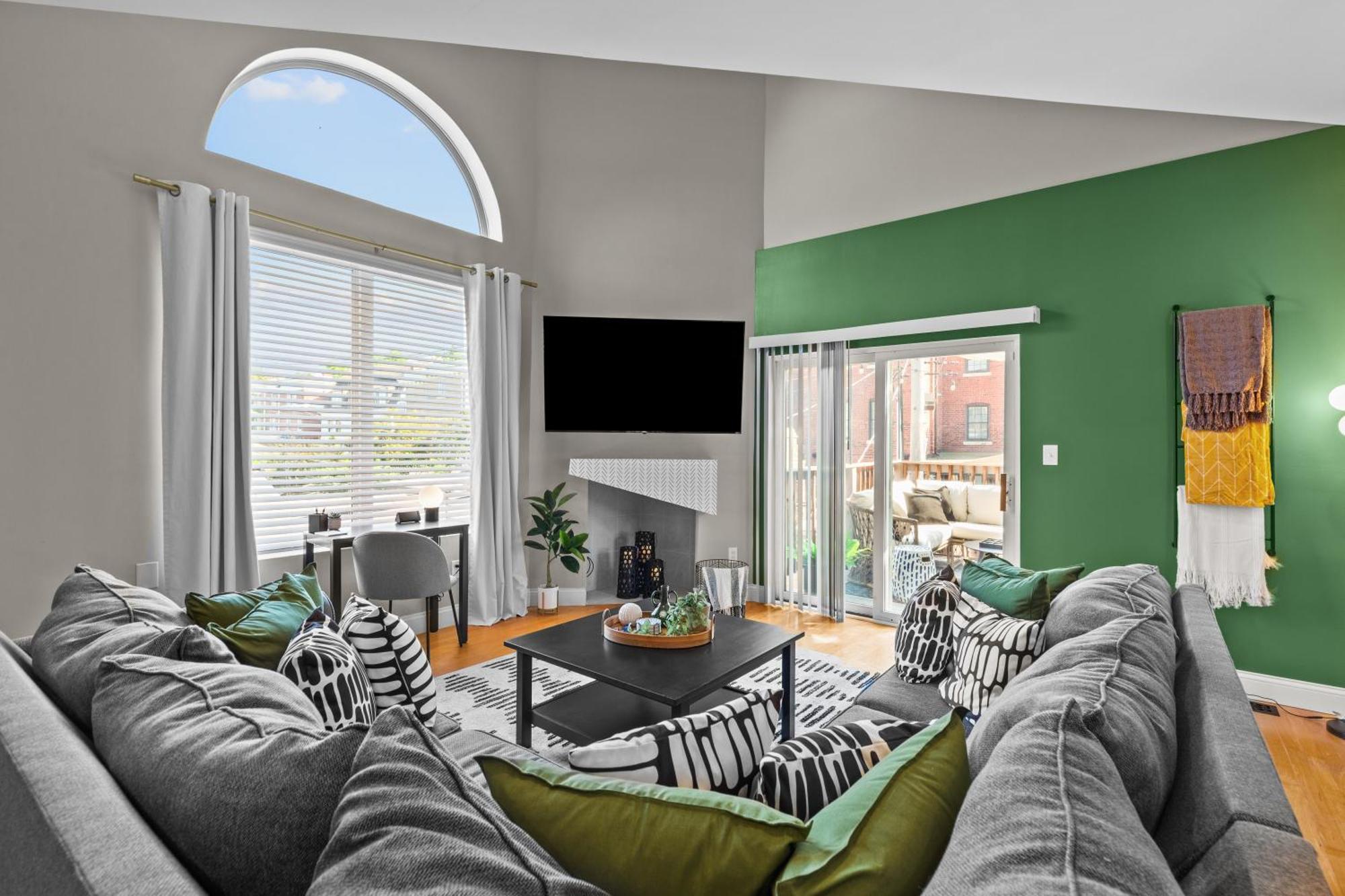 West End Whimsy | Jz Vacation Rentals Tower Grove Екстериор снимка