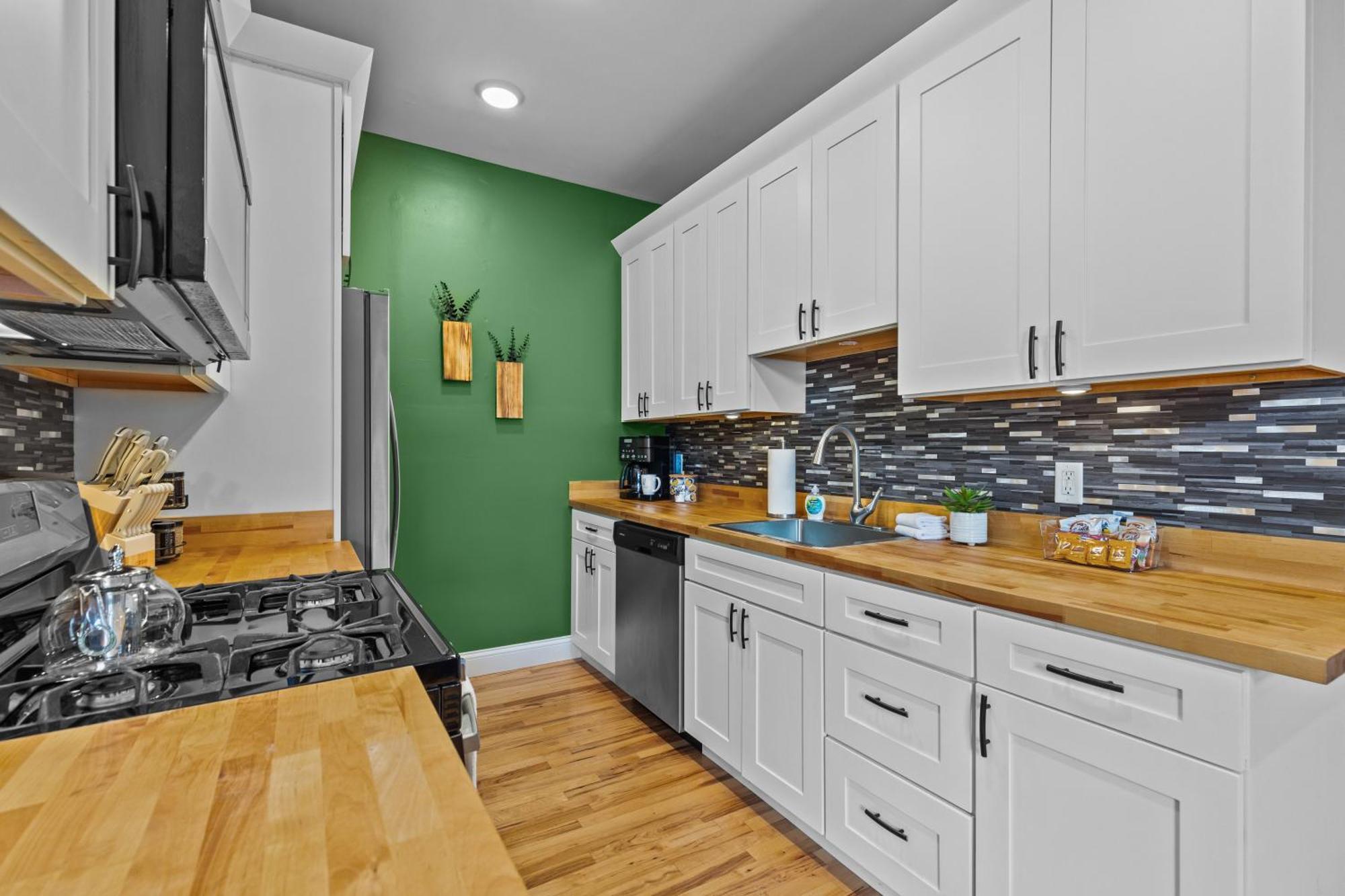 West End Whimsy | Jz Vacation Rentals Tower Grove Екстериор снимка